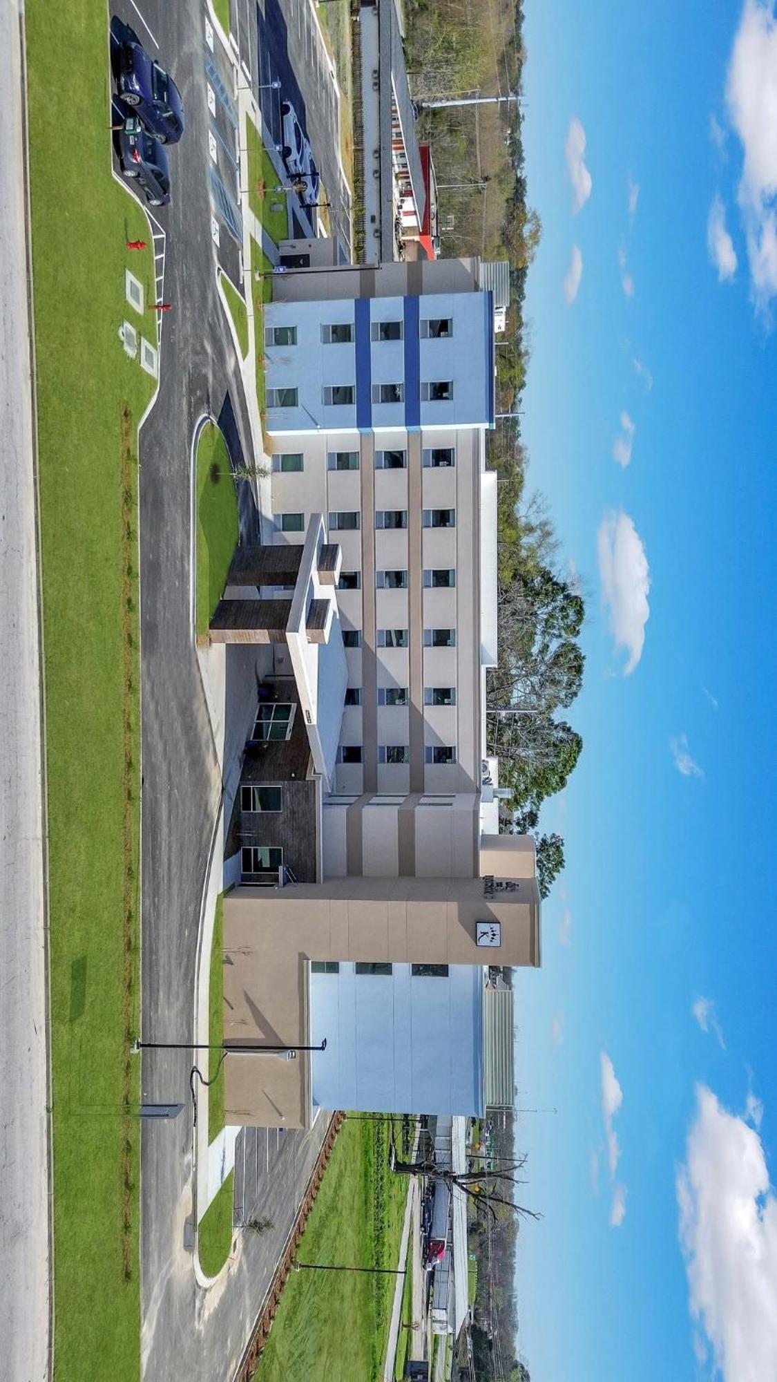 Hotel The Kingston Garden City Exterior foto